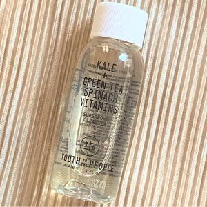 YOUTH TO THE PEOPLE KALE CLEANSER 1oz